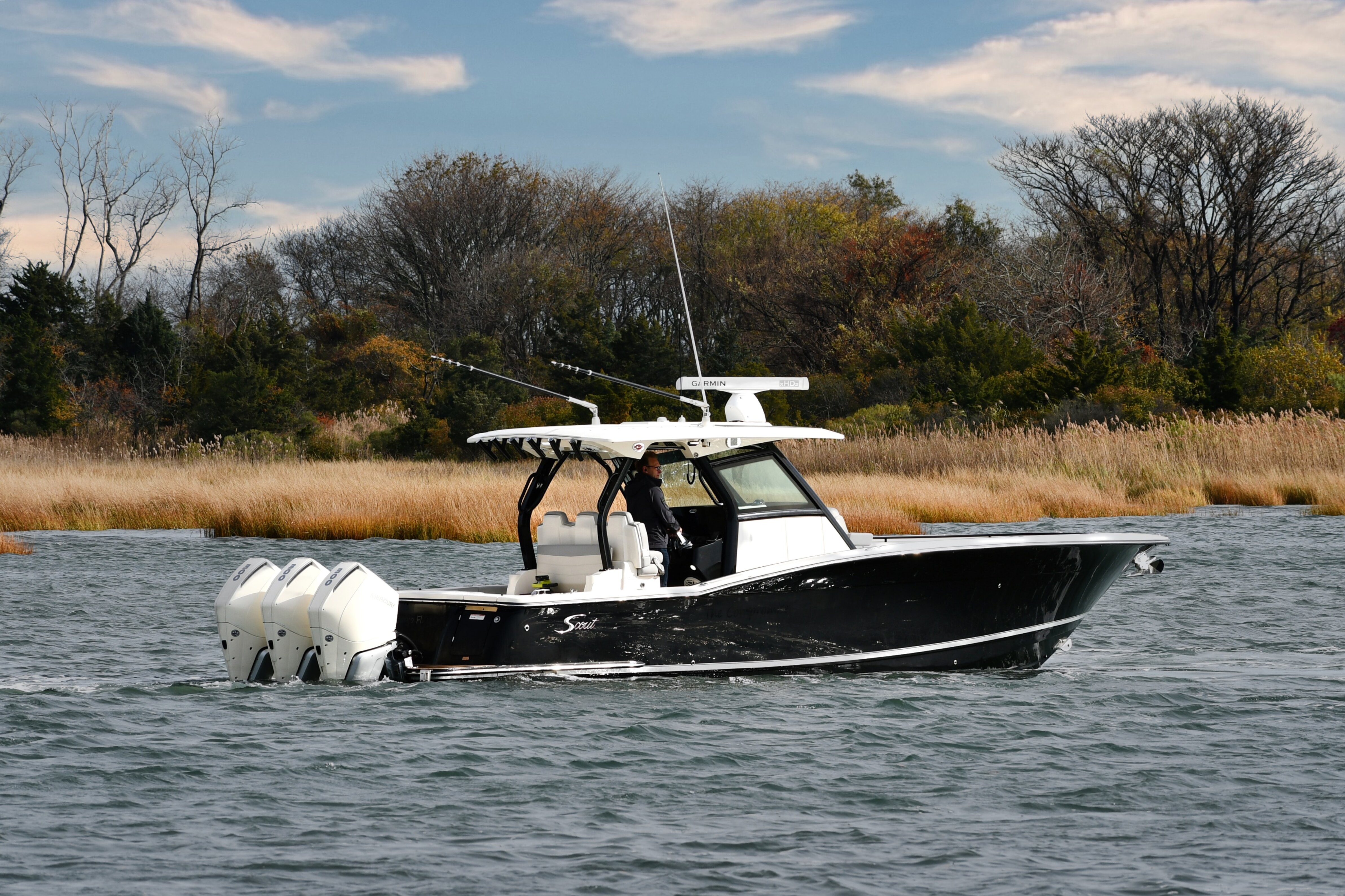 360 VR Virtual Tours of the 2020 Scout 355 LXF