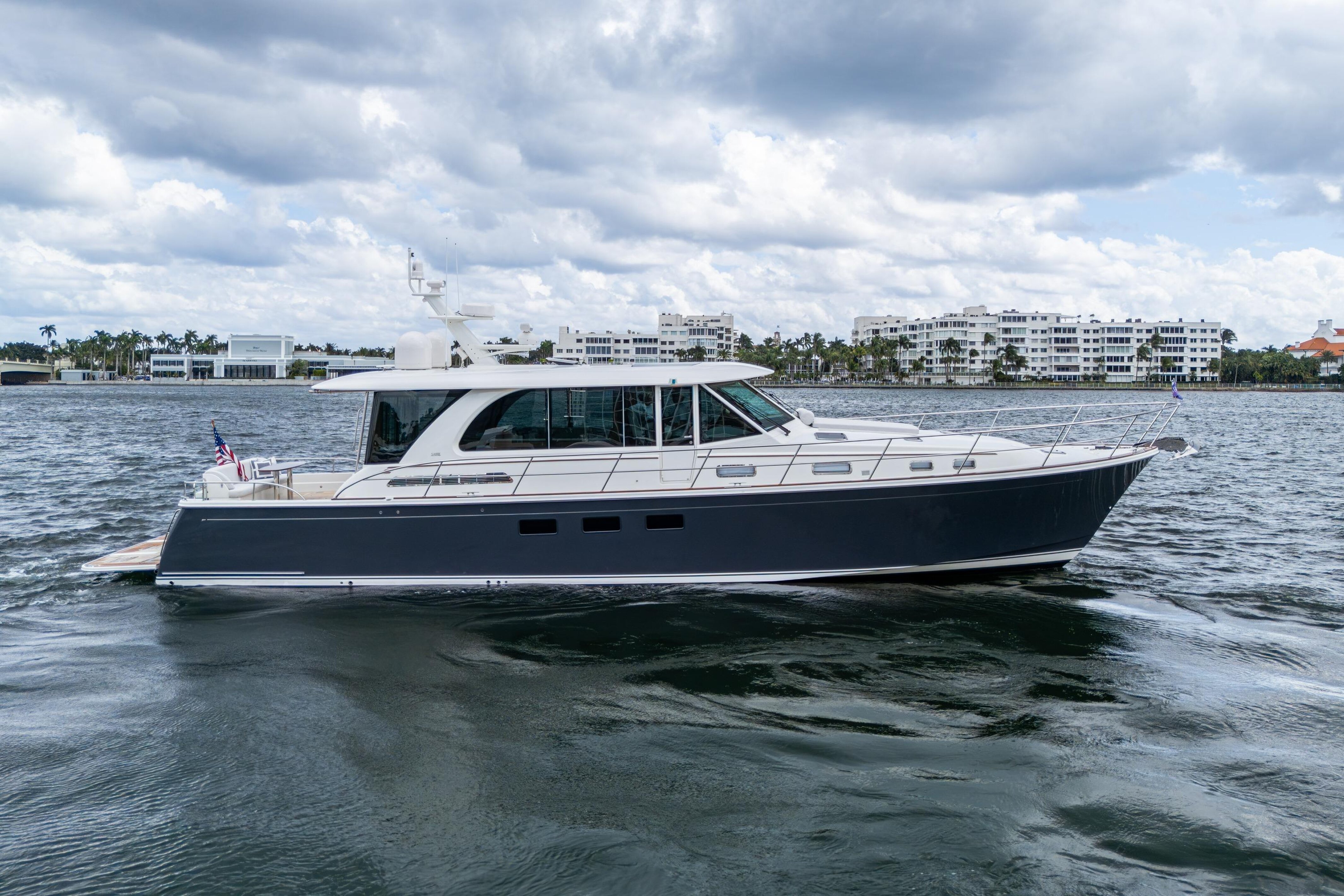 360 VR Virtual Tours of the 2022 Sabre 58' Salon