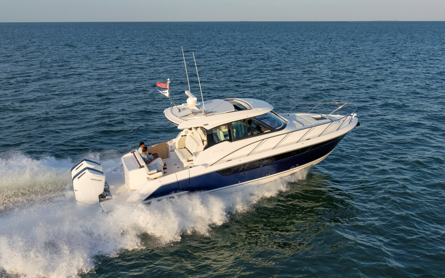 Tiara Yachts 39 LE