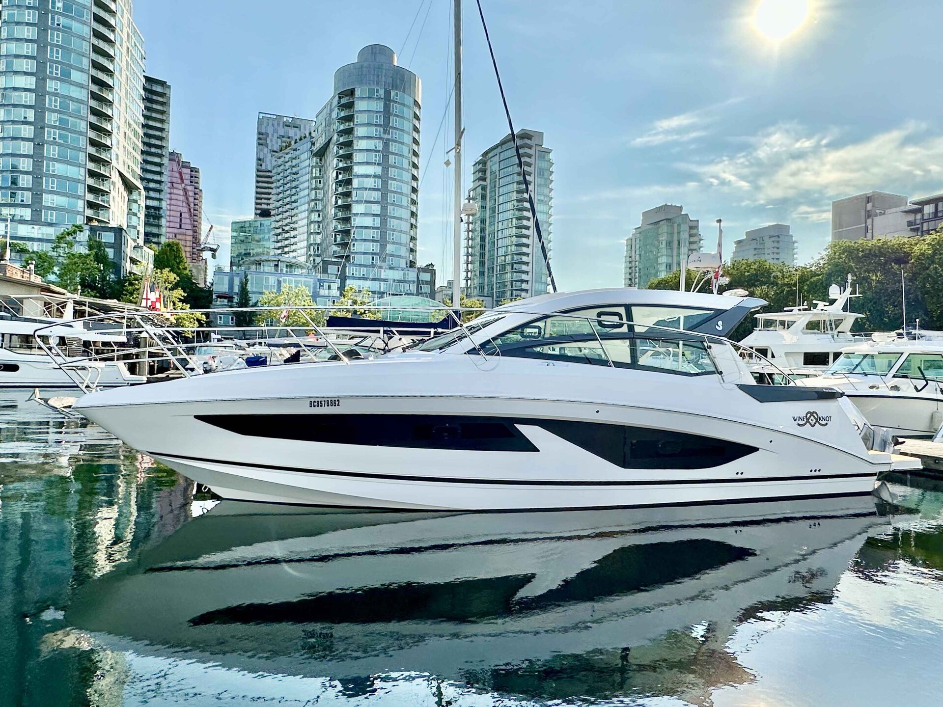 360 VR Virtual Tours of the 2020 Beneteau Gran Turismo 36