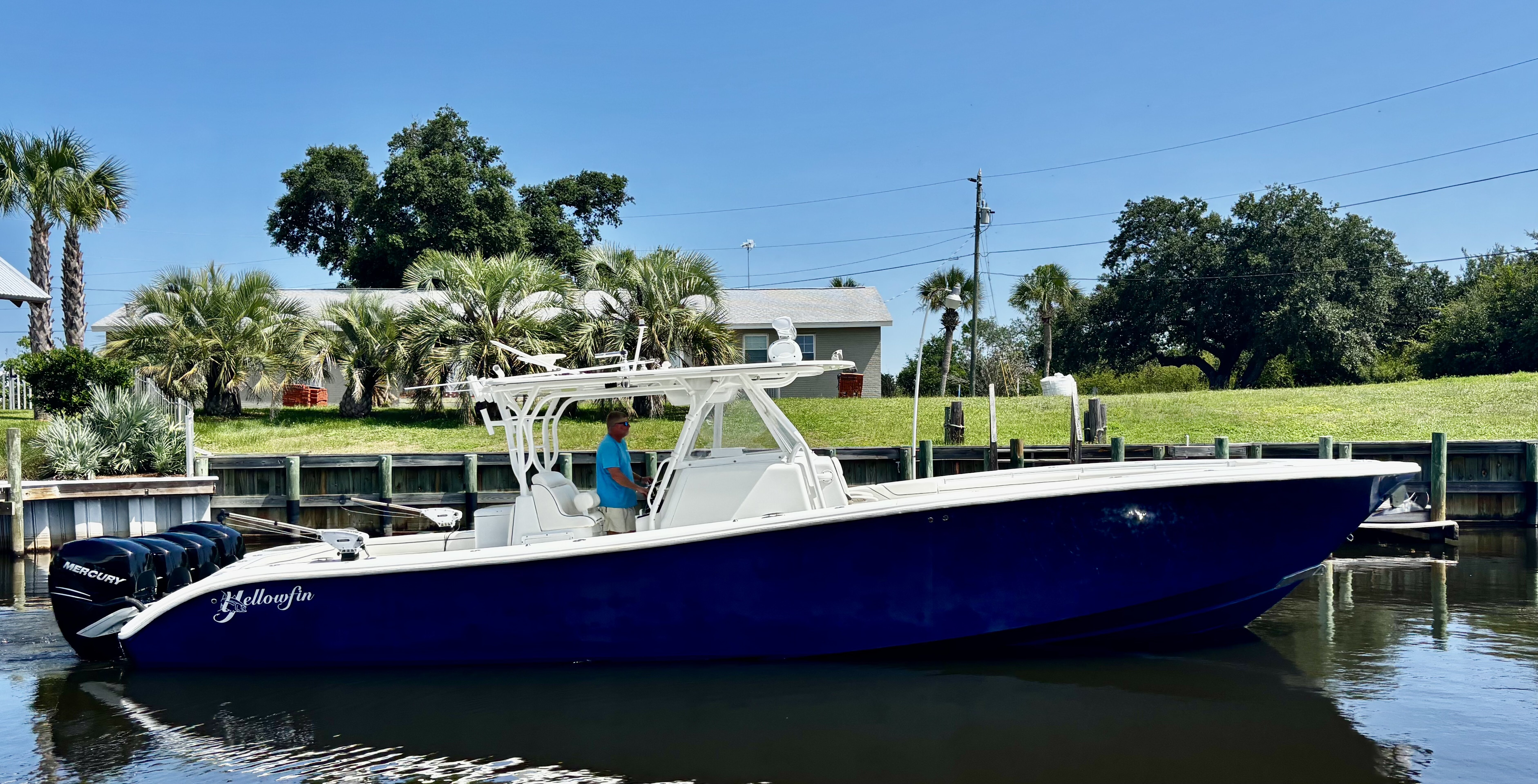 360 VR Virtual Tours of the 2013 Yellowfin 39 Center Console