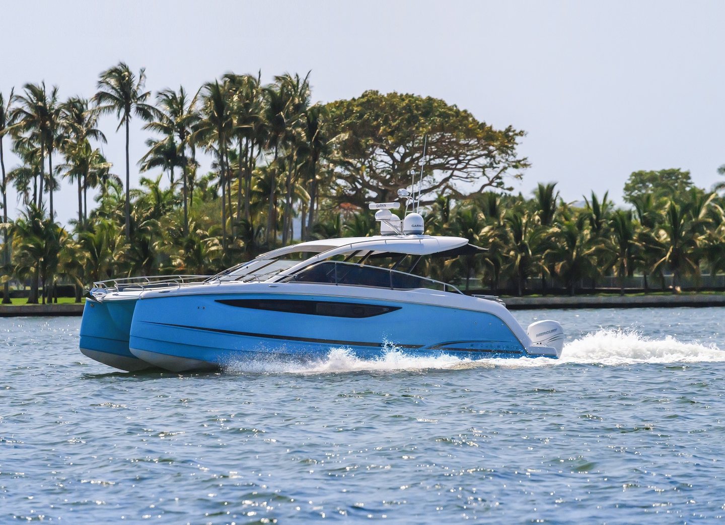 360 VR Virtual Tours of the Four Winns TH36