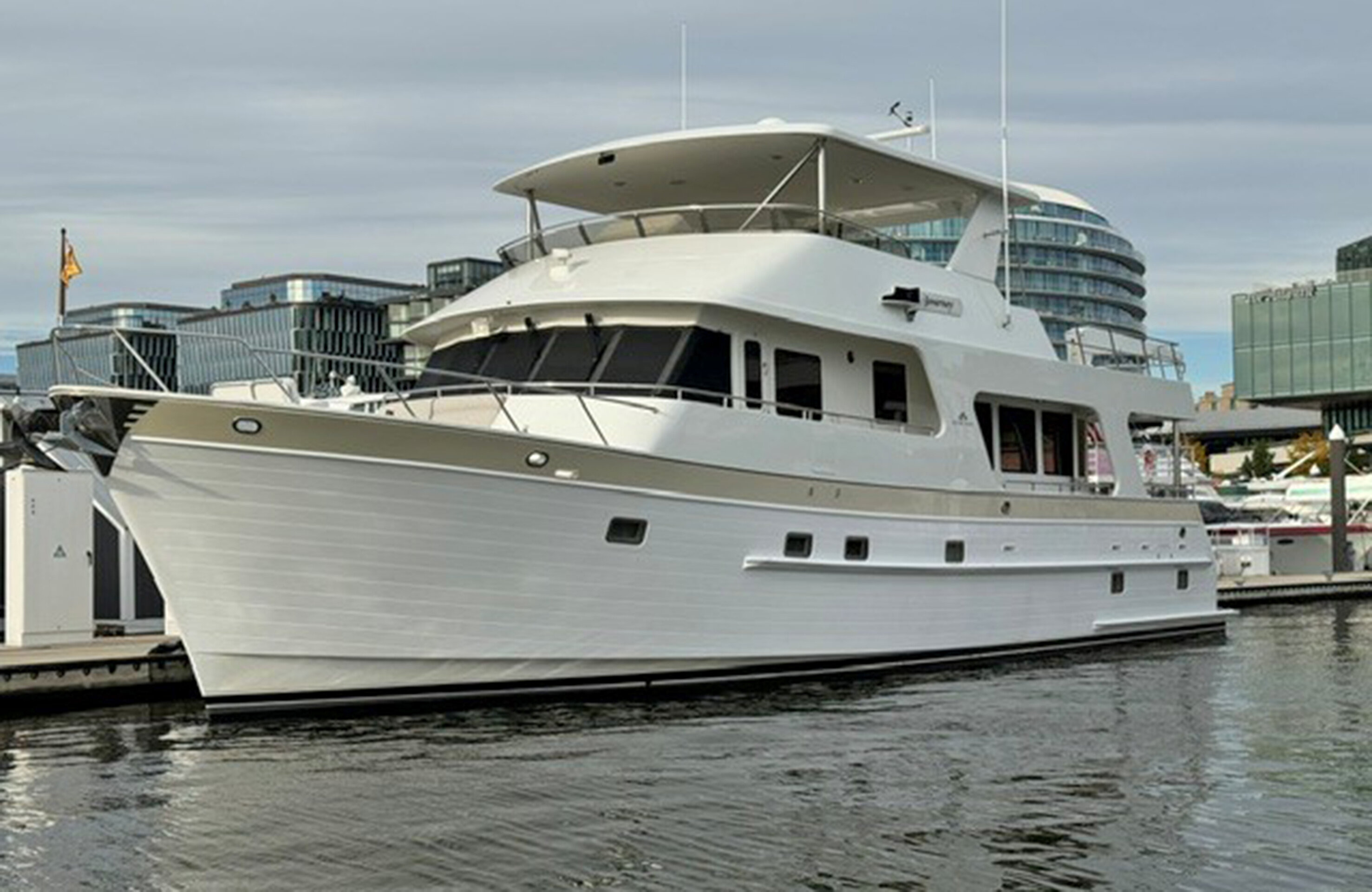 360 VR Virtual Tours of the 2008 Outer Reef 650 Motoryacht “JOURNEY”
