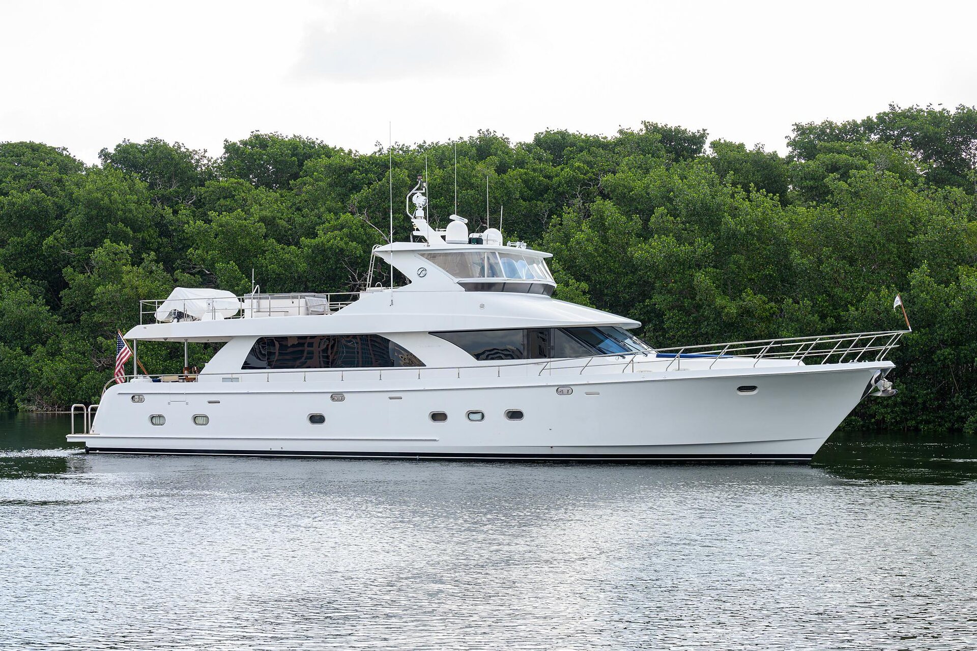 360 VR Virtual Tours of the 2010 Ocean Alexander 80' M.Y. 