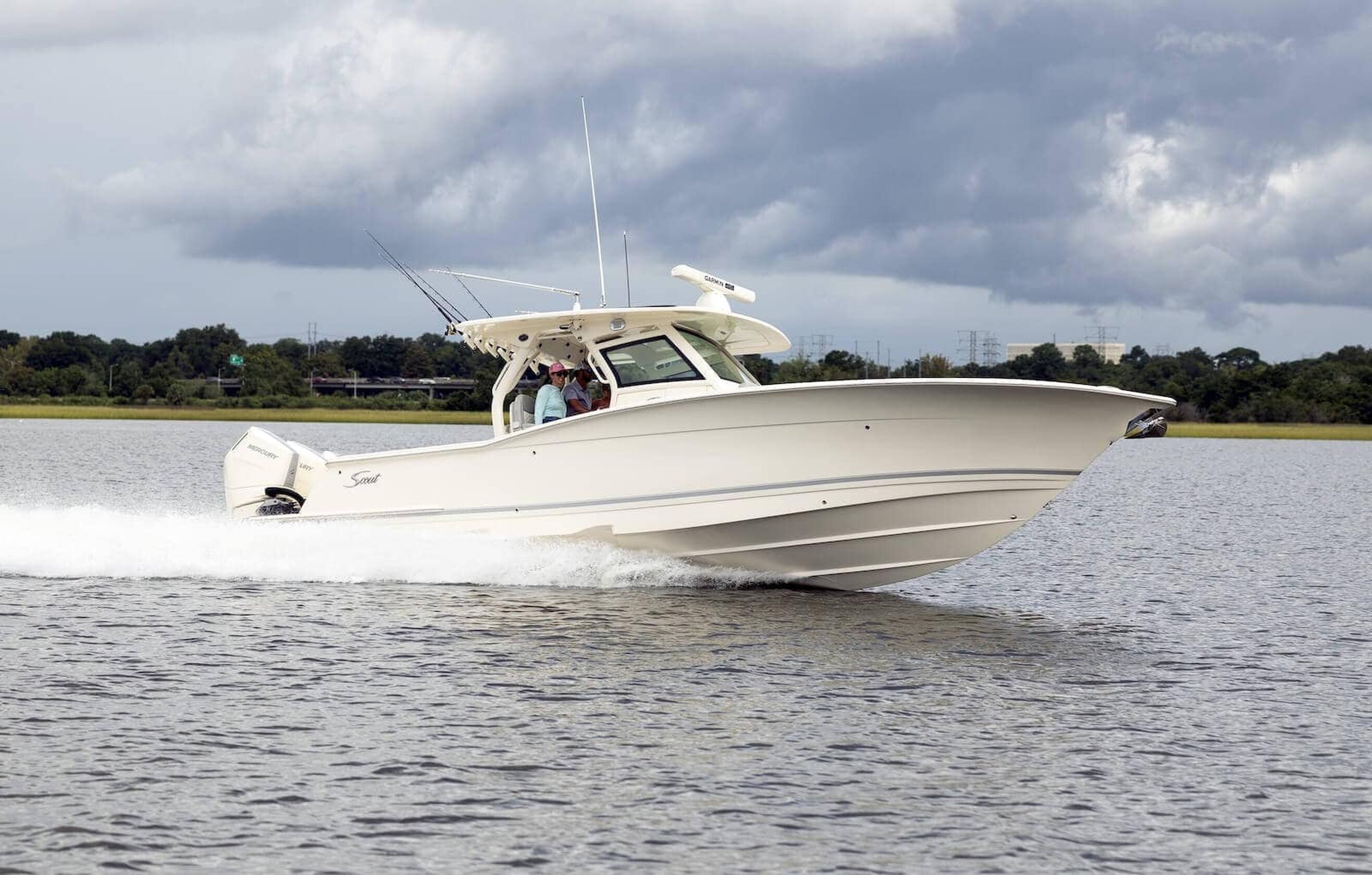 360 VR Virtual Tours of the Scout 357 LXF