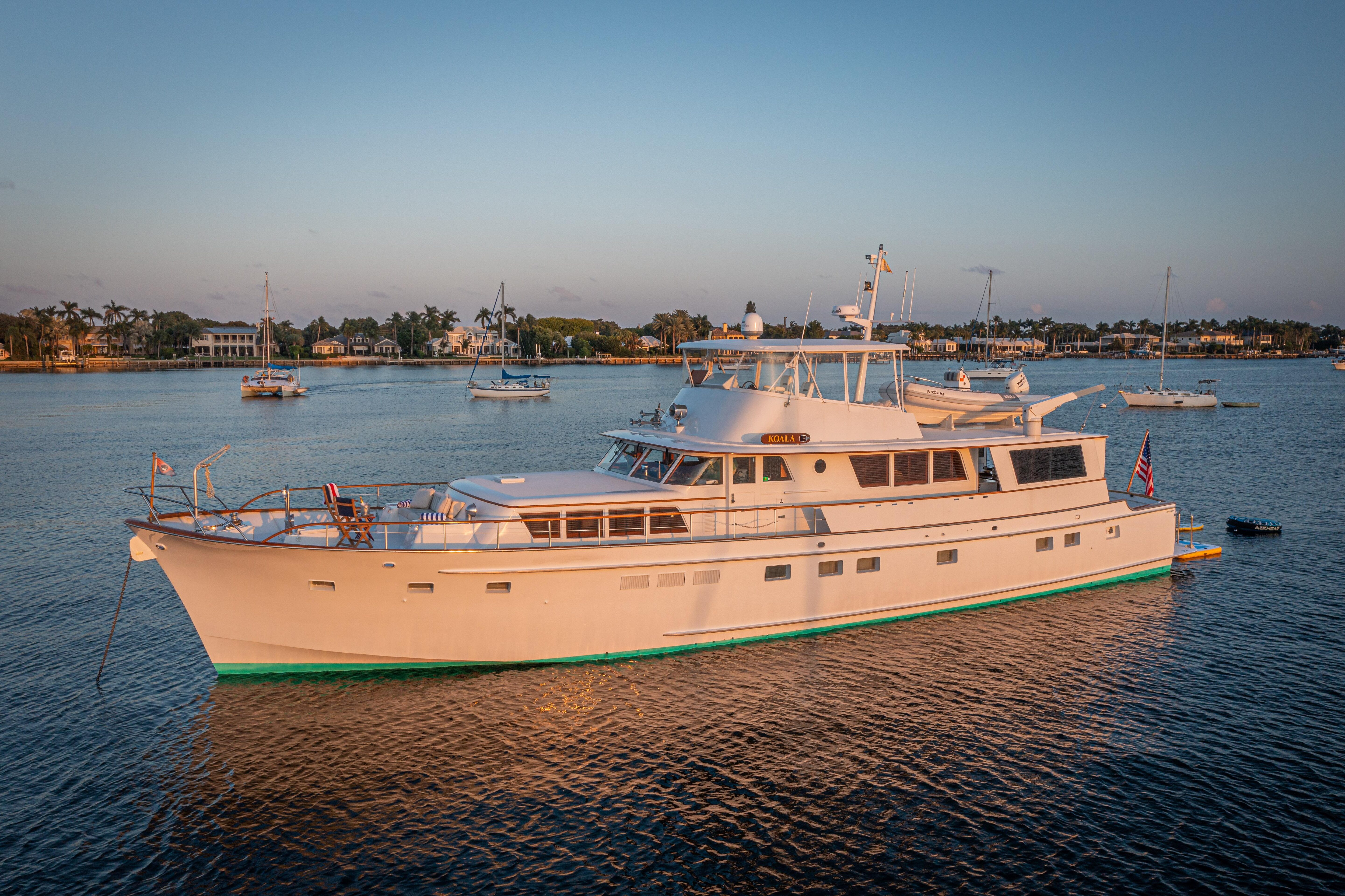 360 VR Virtual Tours of the 1967 Burger 84' Motor Yacht 