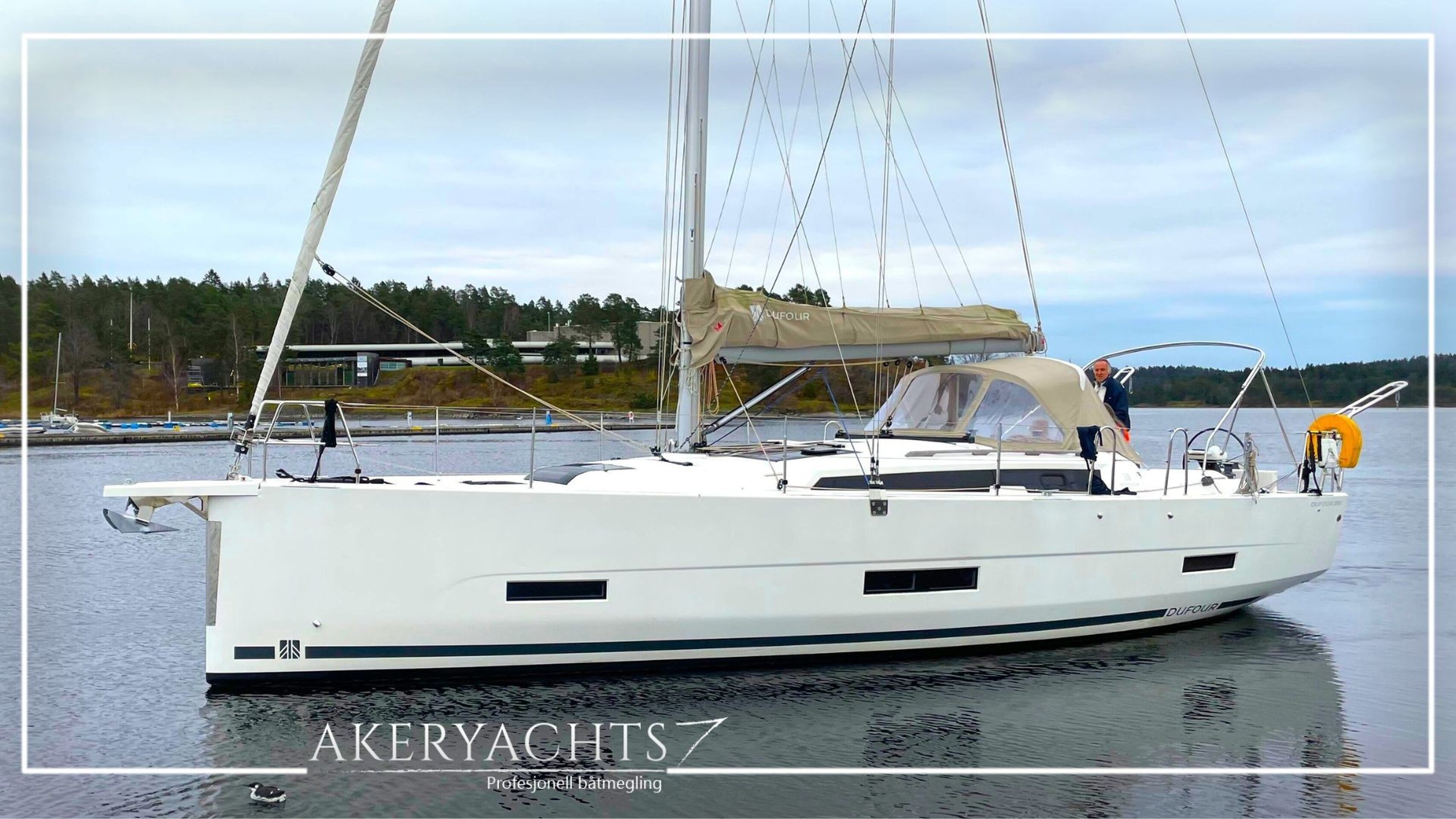 360 VR Virtual Tours of the 25092 - Dufour 390 GL - 2021