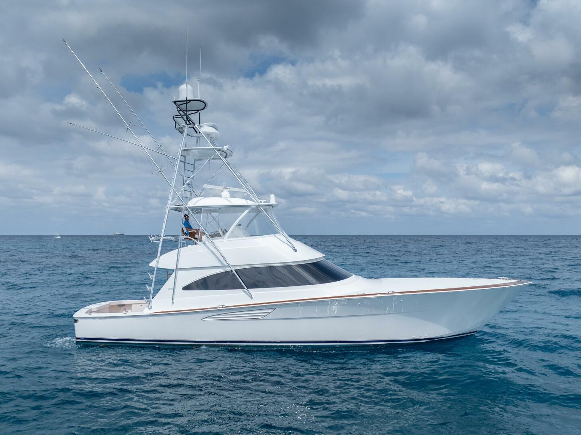 360 VR Virtual Tours of the 2025 Viking 58' Convertible - 