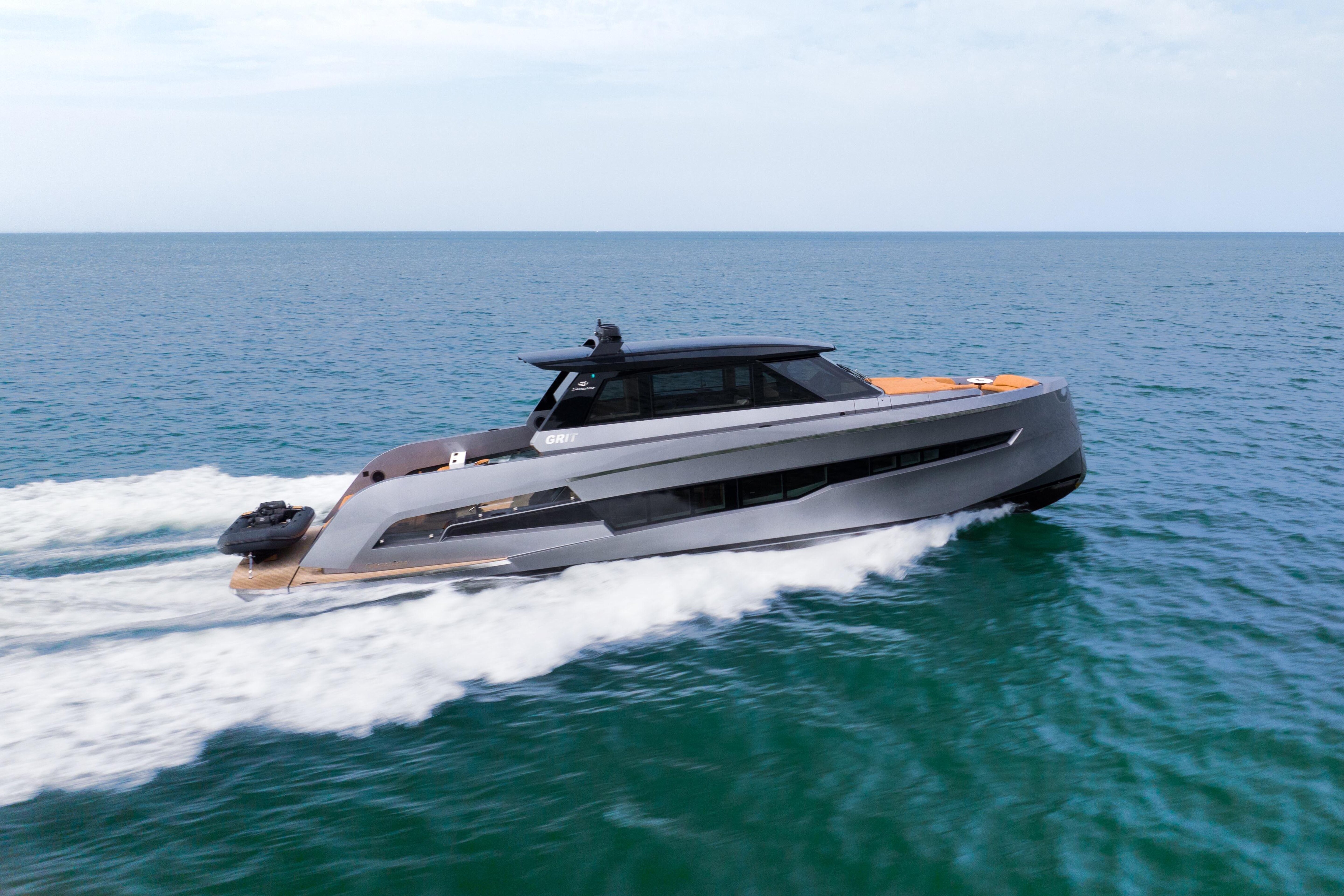 360 VR Virtual Tours of the 2025 Steeler Bronson 67' Beachclub 