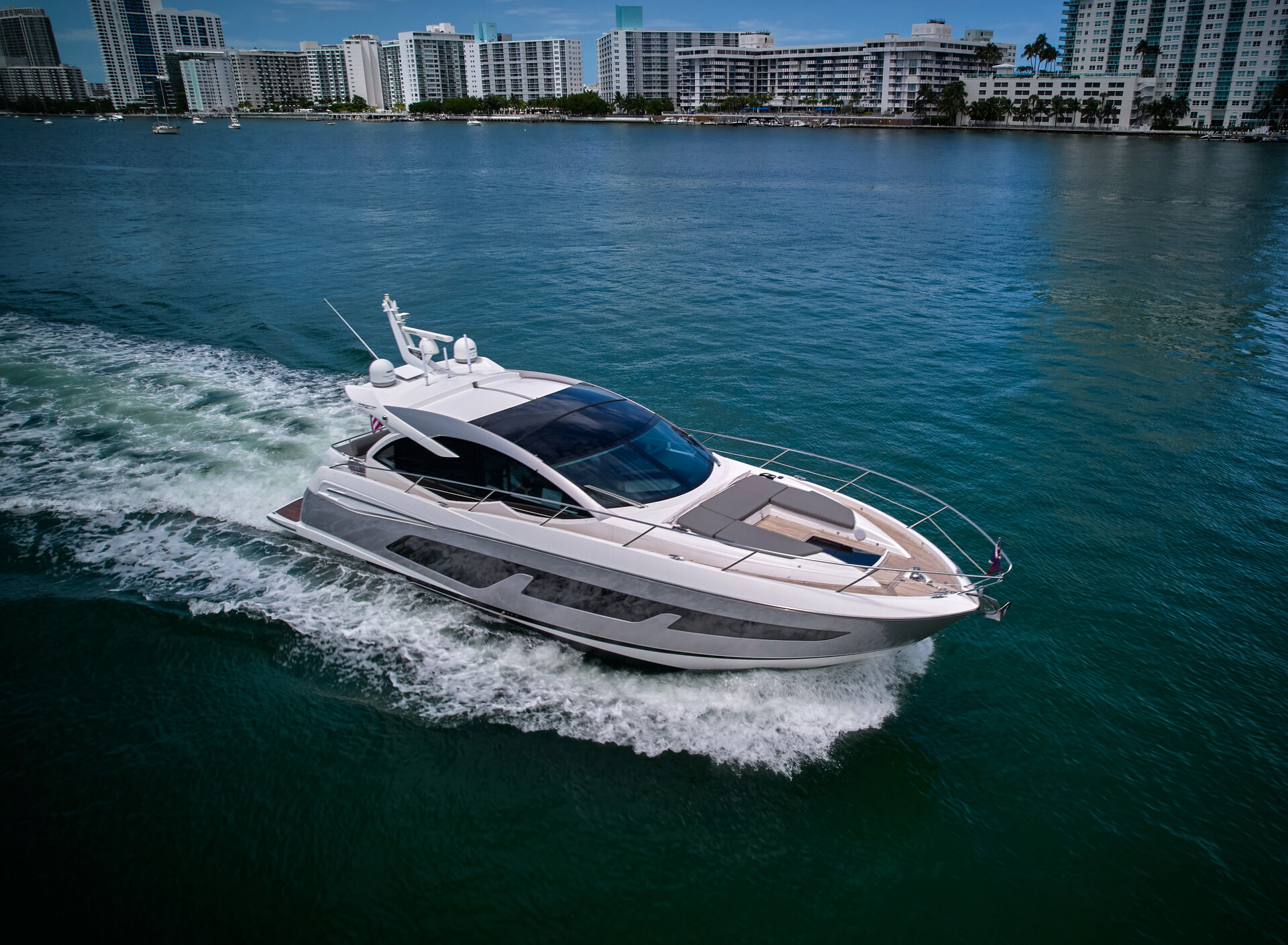 360 VR Virtual Tours of the Sunseeker Predator 50 