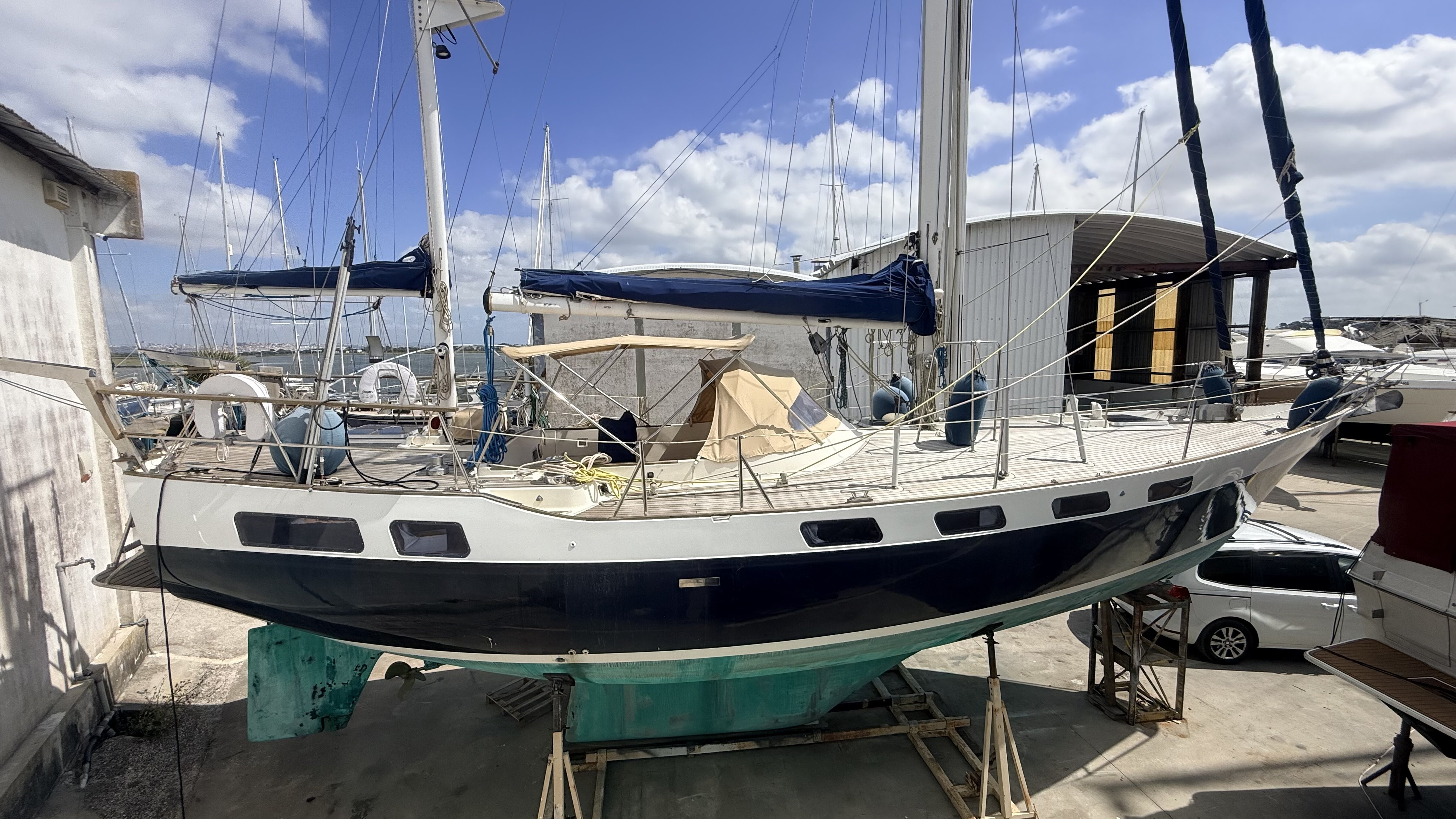360 VR Virtual Tours of the Coq Hardy V