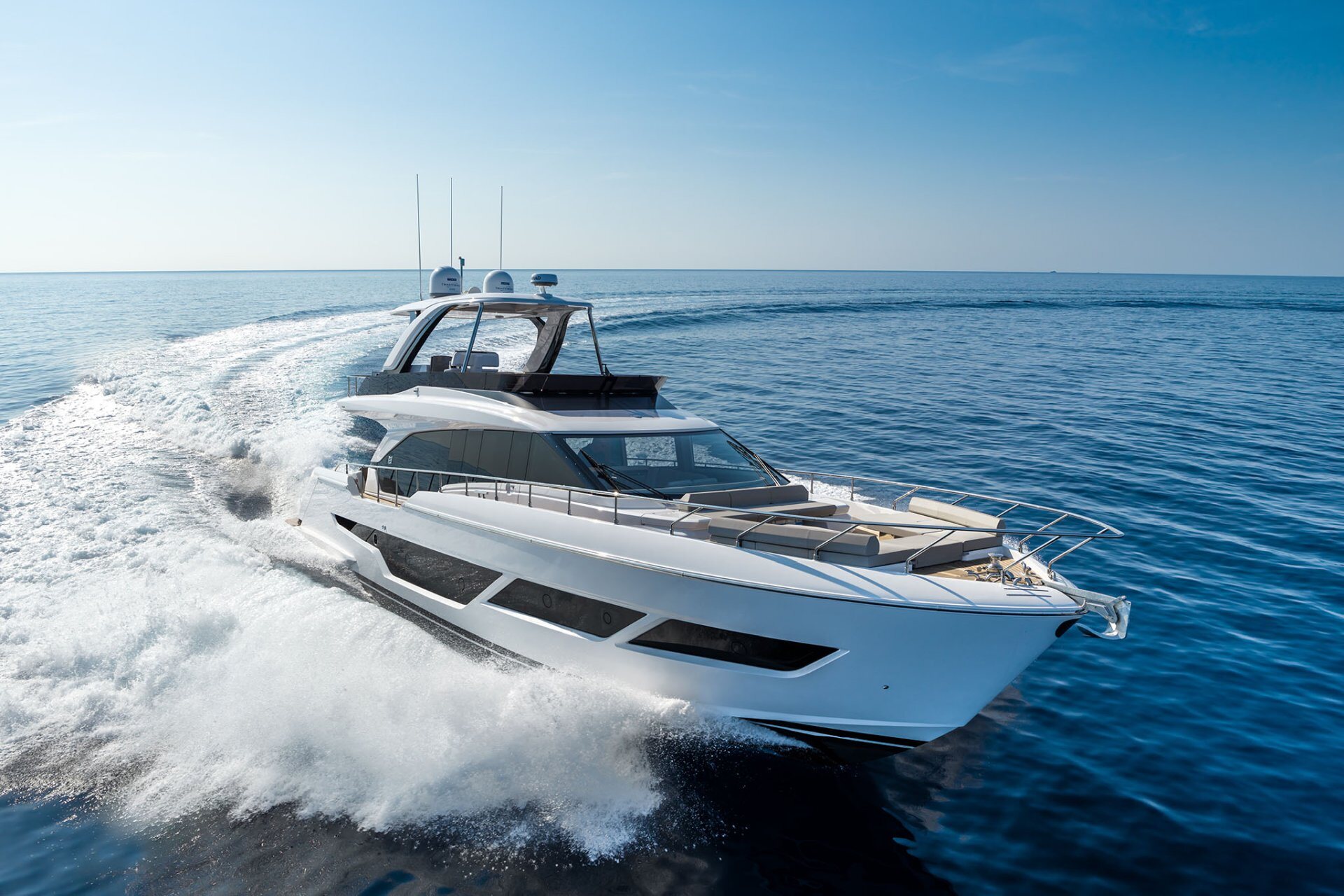 360 VR Virtual Tours of the Ferretti 670