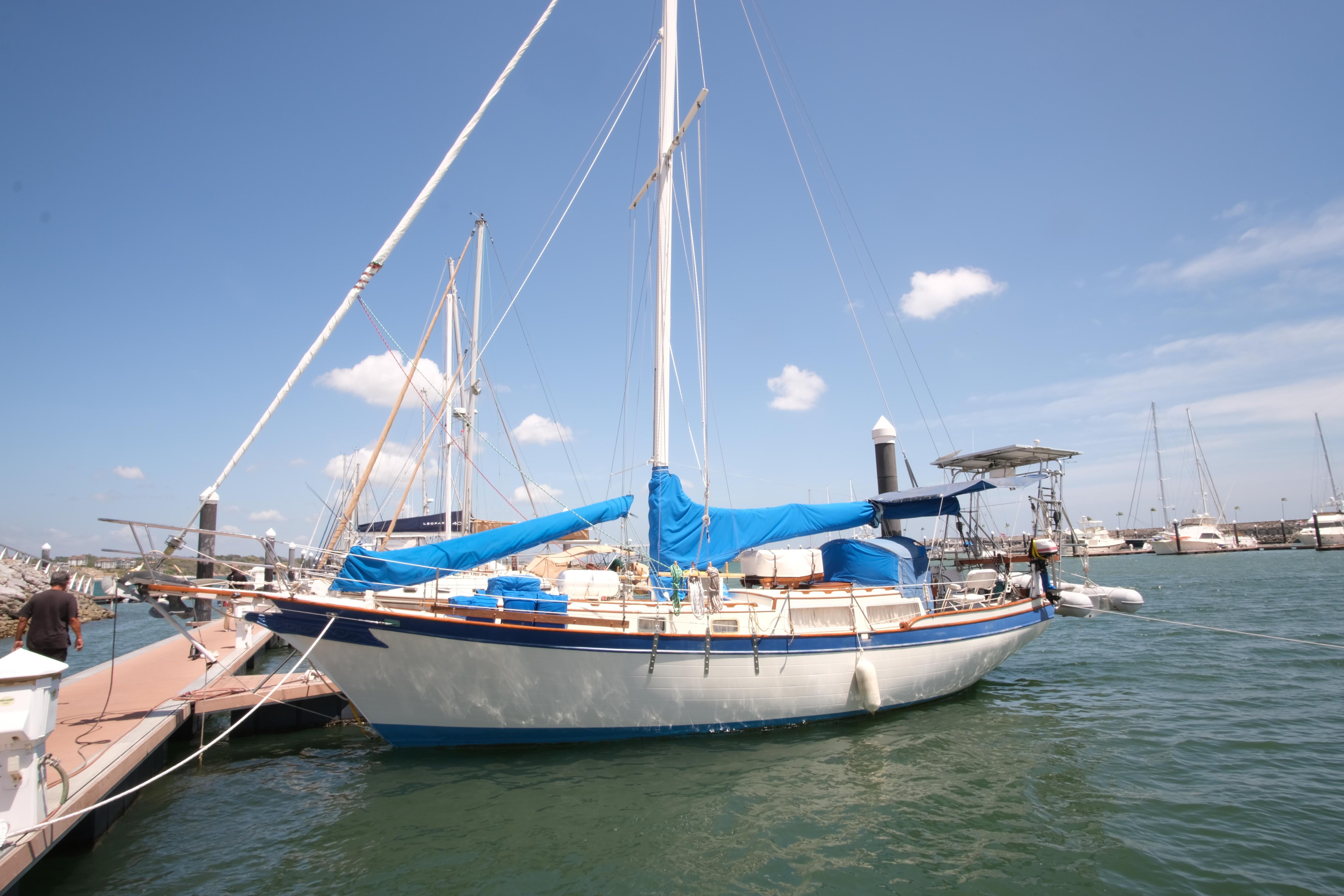 360 VR Virtual Tours of the SV Mar y Sol/ 1981 Downeast 38