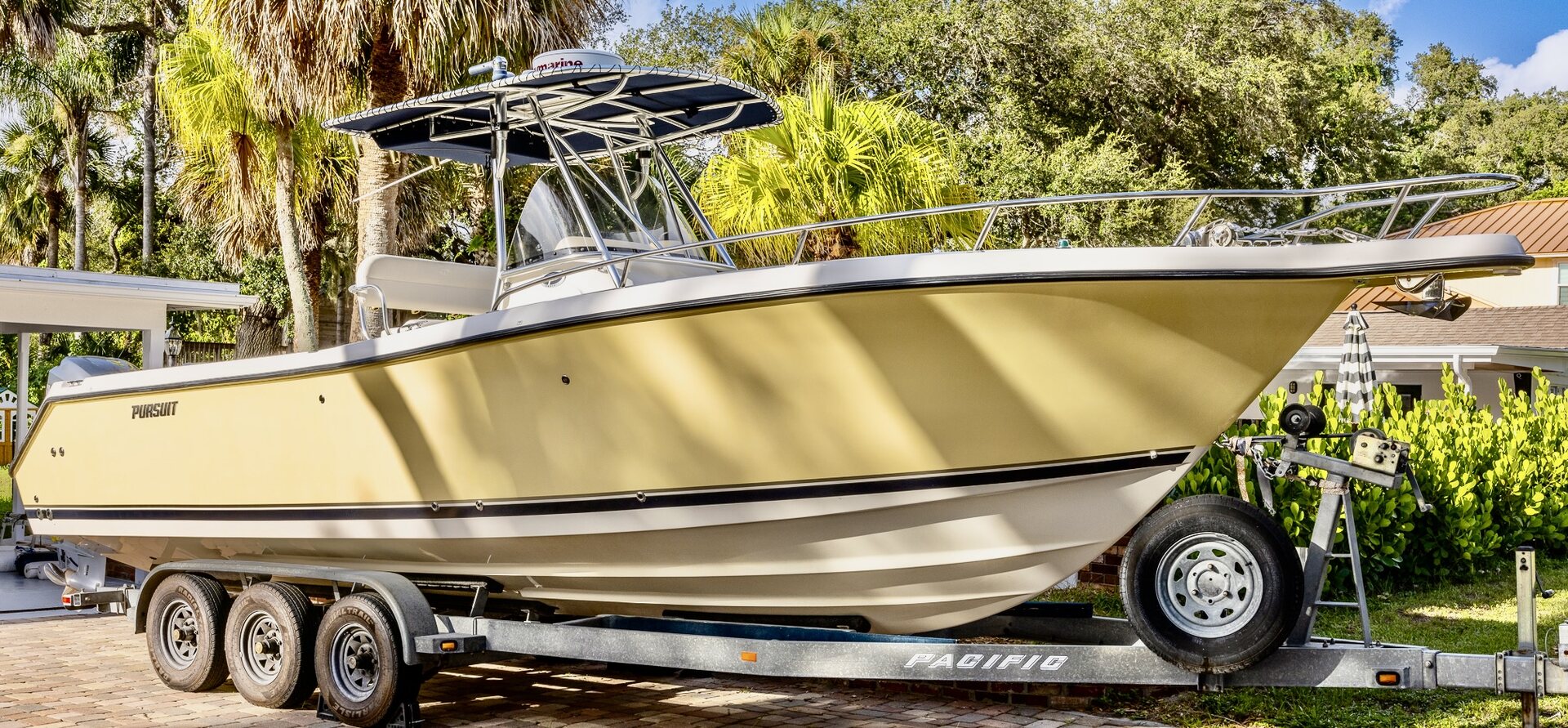 360 VR Virtual Tours of the 2007 Pursuit 28CC