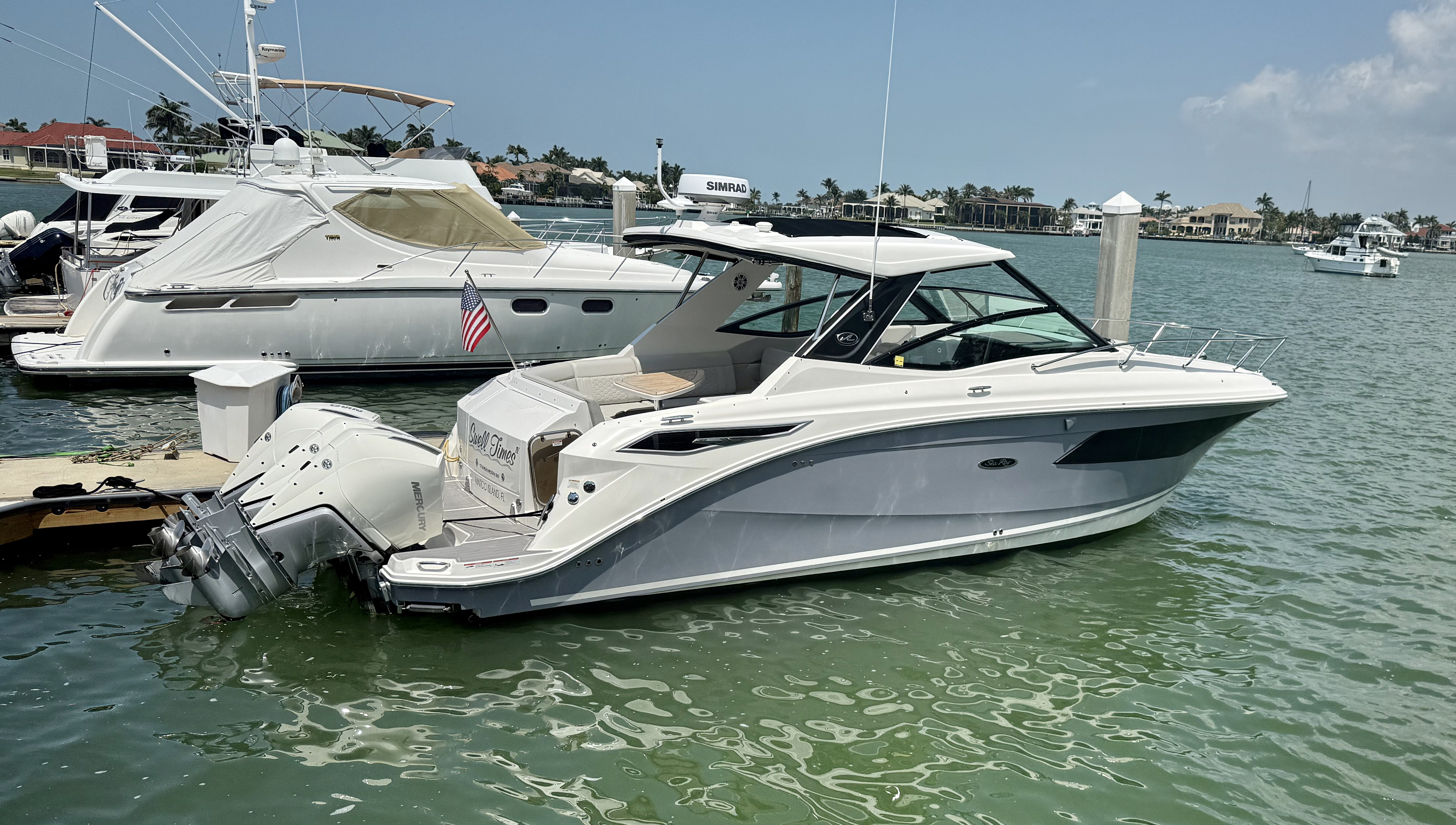 360 VR Virtual Tours of the Sea Ray Sundancer 320 OB